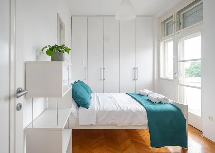 City View Apartment